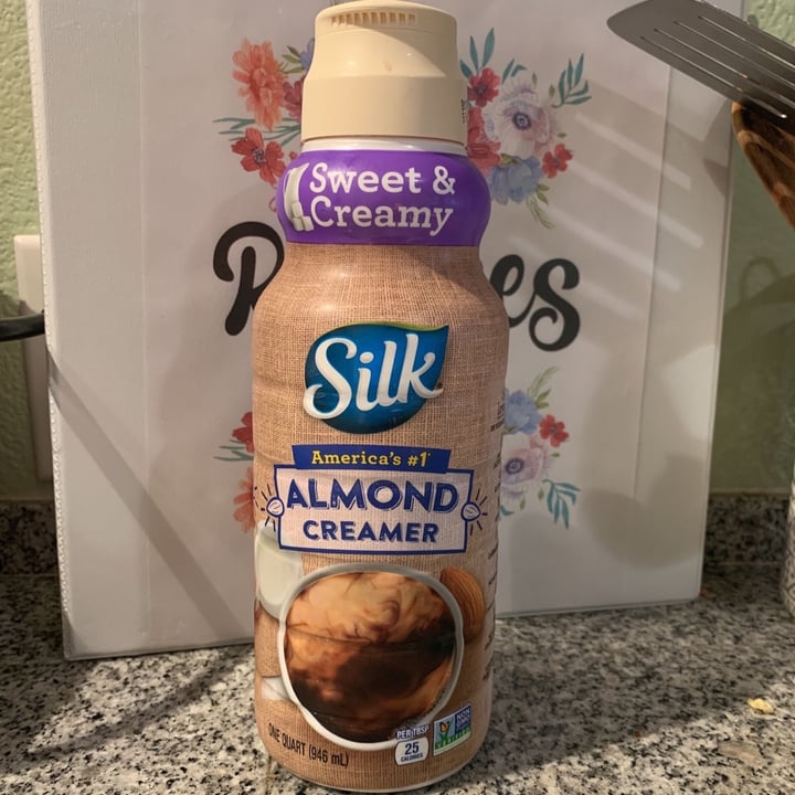 photo of Silk  Sweet & Creamy Almond Creamer shared by @punkin2904 on  25 Feb 2020 - review