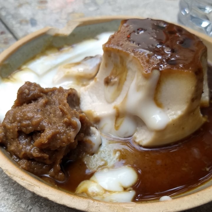 photo of B-Fresh Flan shared by @julipb on  05 Oct 2022 - review