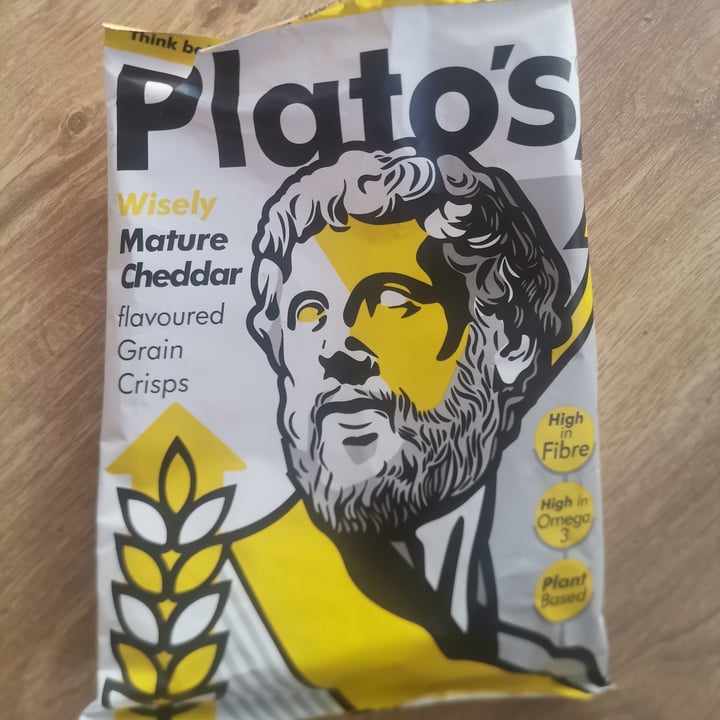 photo of Plato's Cheddar grain Crisps shared by @vegmelly on  30 Mar 2022 - review