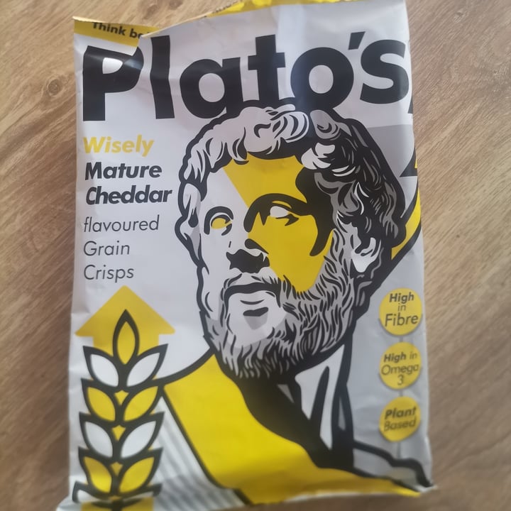 review photo of Plato's Cheddar grain Crisps shared by @vegmelly on 30 Mar 2022 - review