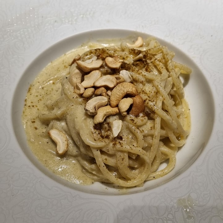 photo of Linfa Milano - Eat Different Cashew & pepe shared by @gaiabellafiore on  07 May 2022 - review