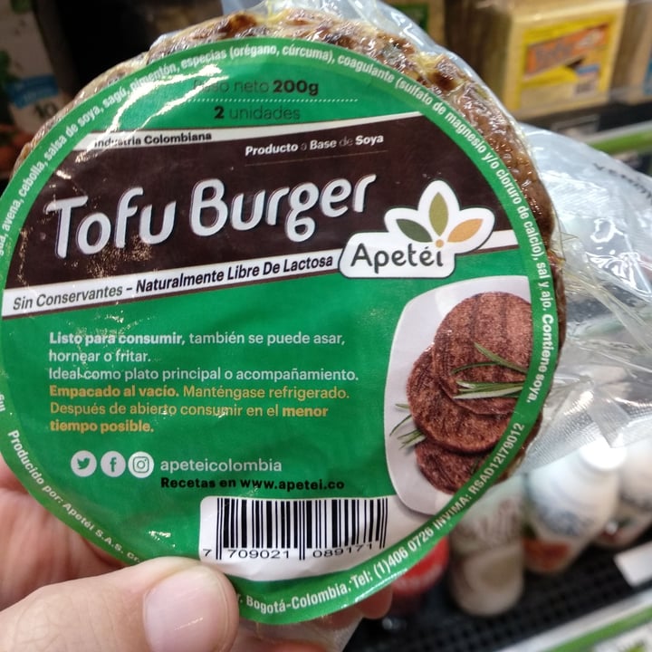 photo of Apetei Tofú Burger shared by @carobuitrago on  26 Oct 2020 - review