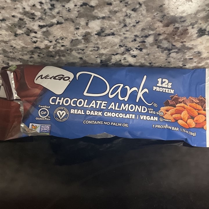 review photo of NuGo Dark Chocolate Almond with sea salt shared by @choliebot on 24 Dec 2021 - review