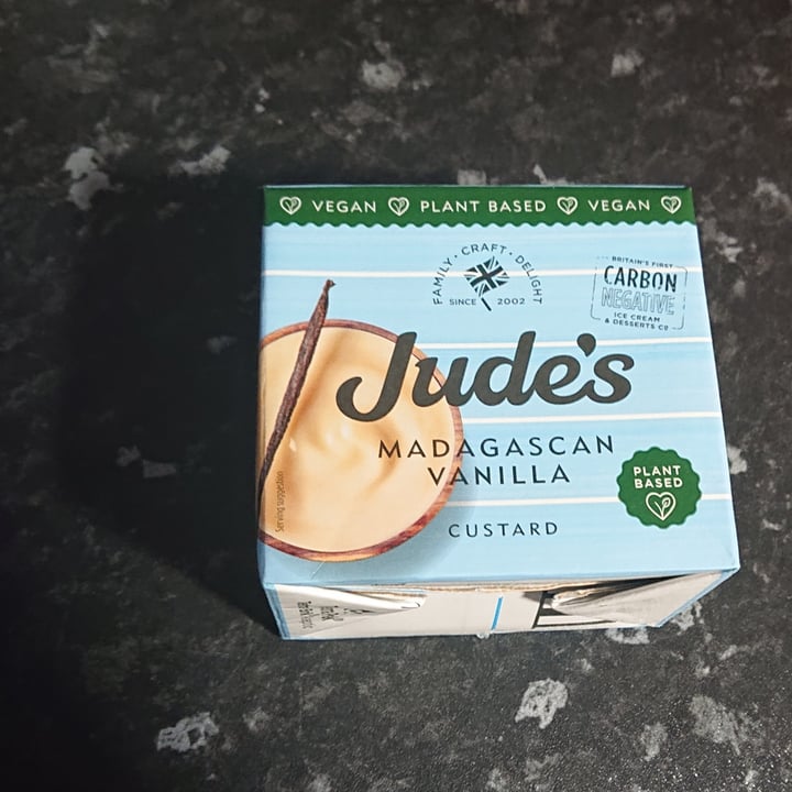 photo of Jude’s Judes Plant Based Madagascan Vanilla Custard shared by @dr91riley on  21 Nov 2021 - review