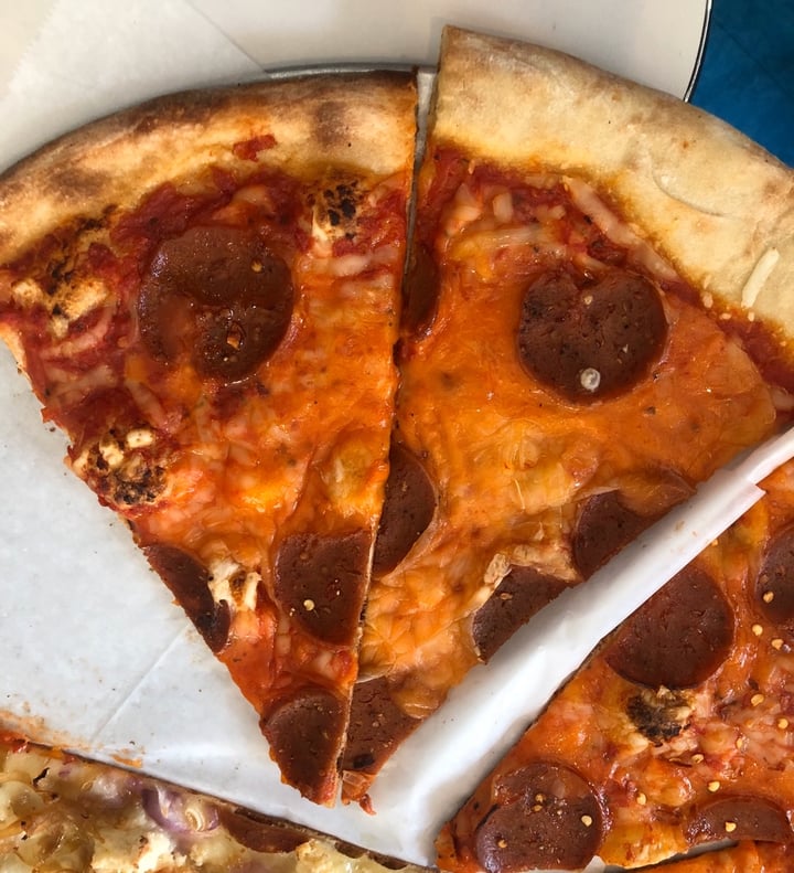 review photo of Screamer's Pizzeria Pepperoni Slice shared by @jadacarlo on 17 Feb 2020 - review