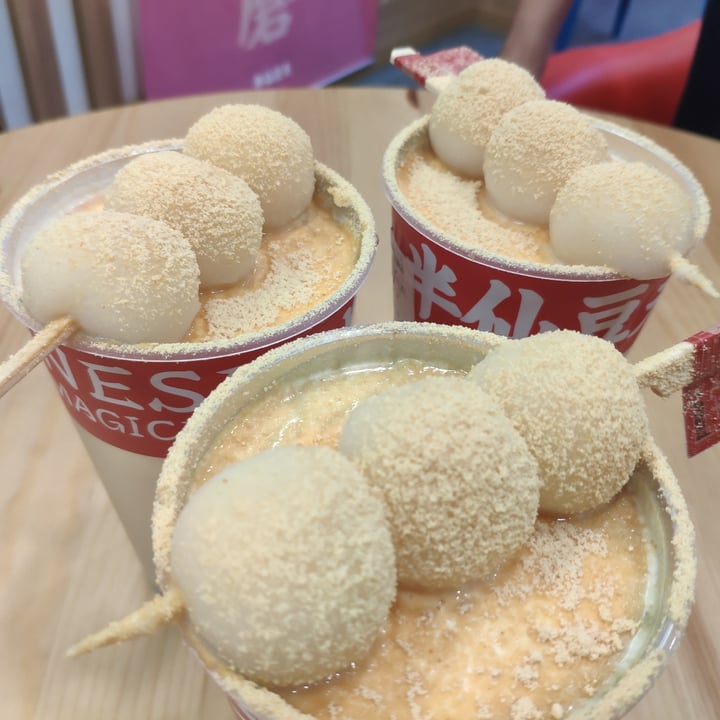 review photo of 半仙豆夫Chinese Tofu Magician Uji matcha con Dango (ask for Vegan) shared by @beatrizsantos on 06 Nov 2022 - review