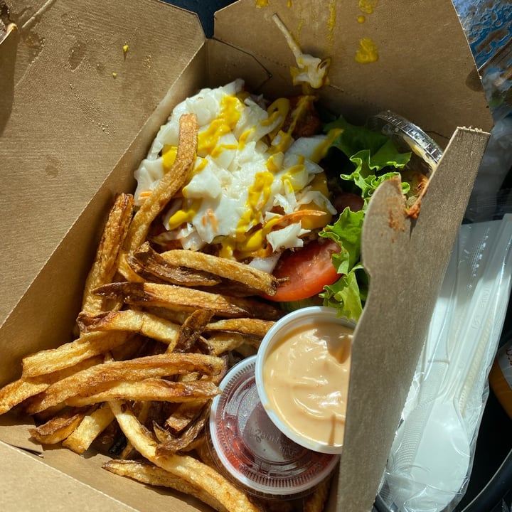 photo of Panacea Brewing Company Carolina All The Way Burger shared by @lilyogimeg on  03 Oct 2022 - review
