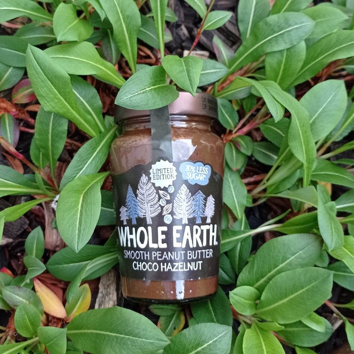 photo of Whole Earth Chocolate & Hazelnut Smooth Peanut Butter shared by @koyott on  05 Jun 2022 - review