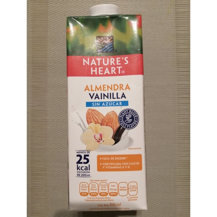 photo of Nature's Heart Almond Milk (vainilla) shared by @irenic on  05 Oct 2020 - review