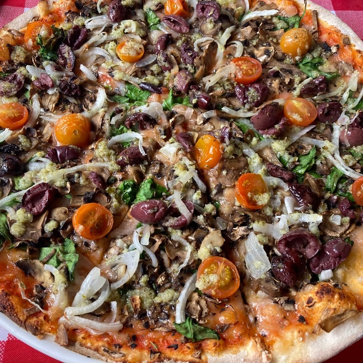 photo of Bucca Bugattis Spuddy buddy pizza shared by @cathm89 on  03 Oct 2020 - review