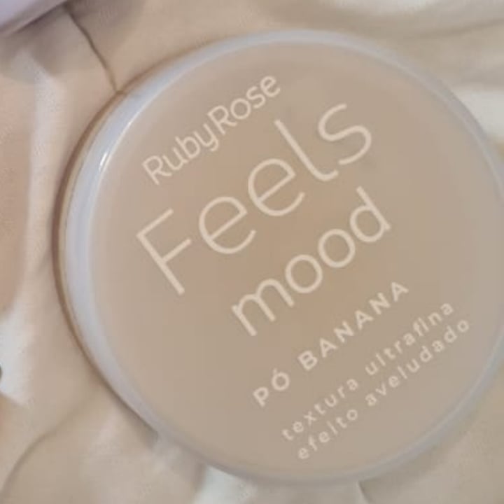 review photo of Luz do Sol Cosméticos Pô Compacto Feels Mood shared by @adrianadri on 29 Apr 2022 - review