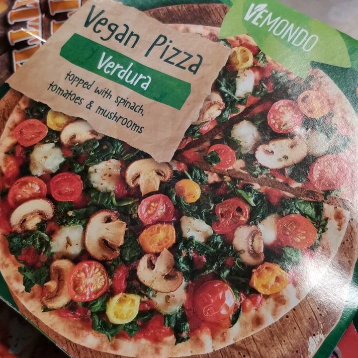 photo of Vemondo  Vegan Pizza Verdura shared by @yukij94 on  07 Jul 2022 - review