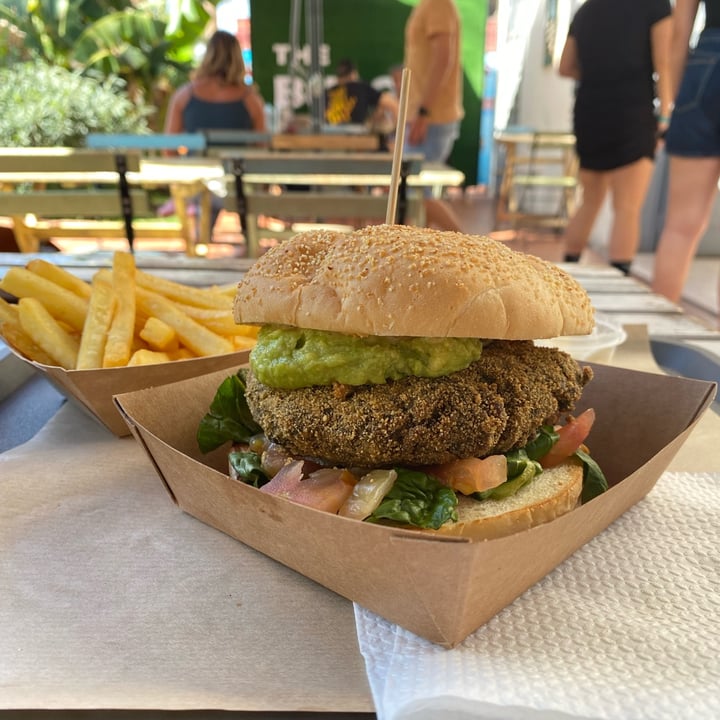 review photo of The burger Cafe Pea Burger shared by @takeabiteandsmile on 10 Mar 2022 - review