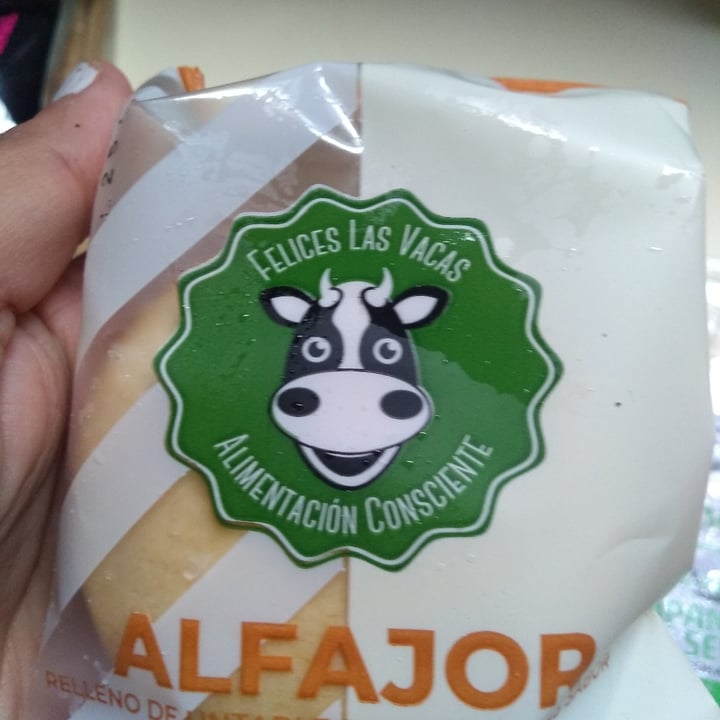 photo of Felices Las Vacas Alfajor Maicena shared by @marpoisonheart on  03 Oct 2020 - review