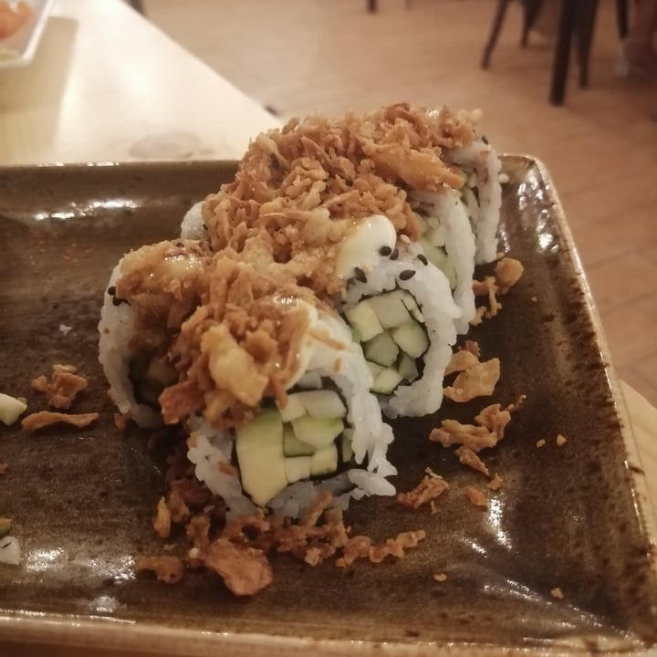 photo of Mun Sushi Bar - Roma Crunch vegan (sushi) shared by @patheimathos on  21 Jun 2022 - review