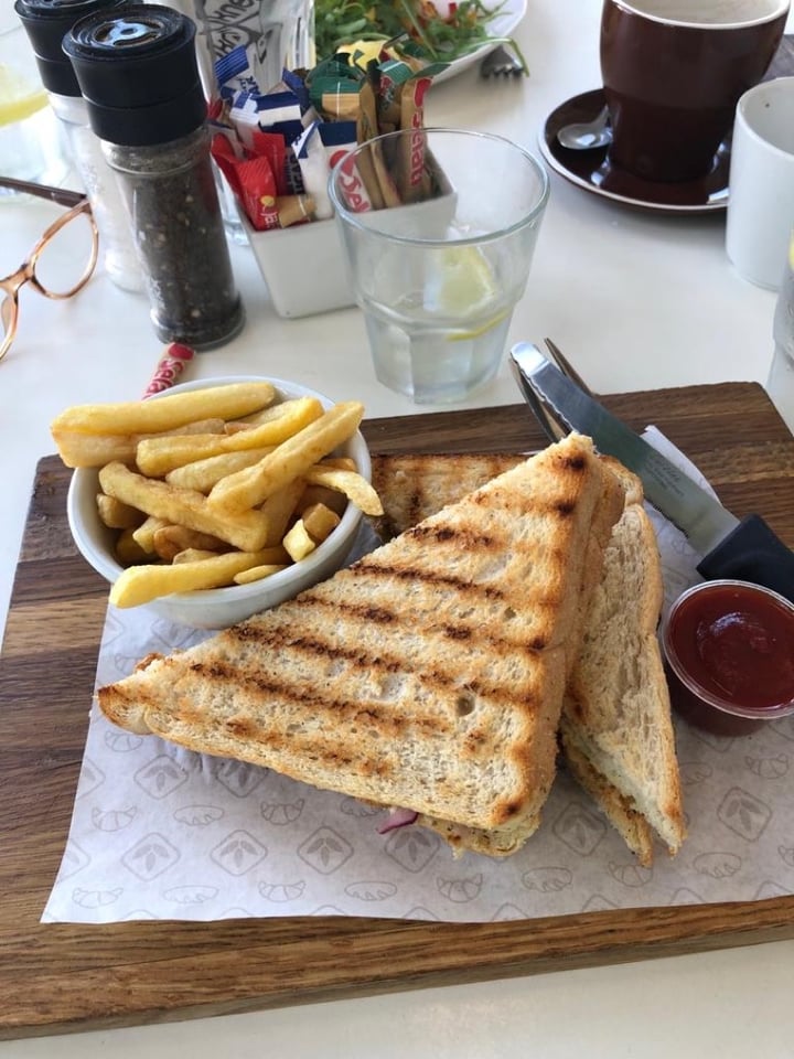 photo of Knead Bakery Vegan Tunisian Chicken mayo sandwich shared by @judymiddup on  13 Oct 2019 - review