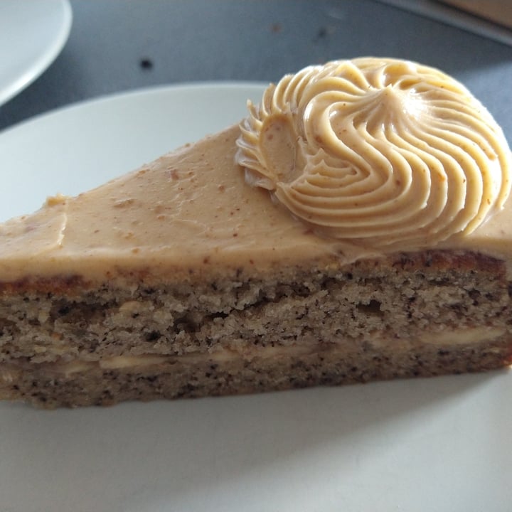review photo of Txarloska Pastelería Vegana Banana cake shared by @nimoe on 04 Oct 2020 - review