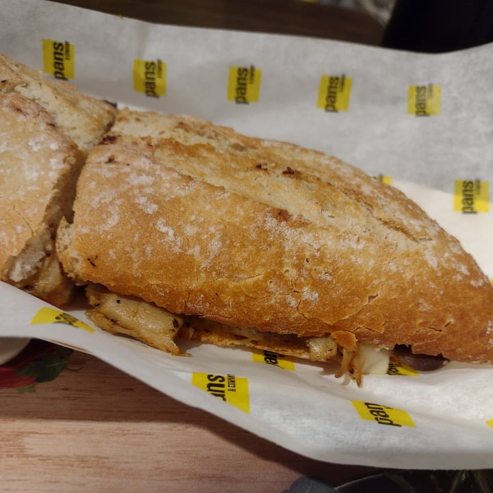 photo of PANS & COMPANY Bocadillo de heura y queso vegan shared by @csanjosbranco on  18 Dec 2021 - review