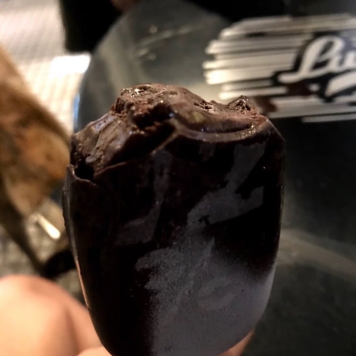 photo of Lucciano's Paleta 72% Cacao shared by @candelariex on  25 Nov 2020 - review