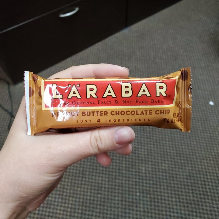 photo of Larabar Peanut Butter Chocolate Chip shared by @trippingshadow on  28 Oct 2020 - review