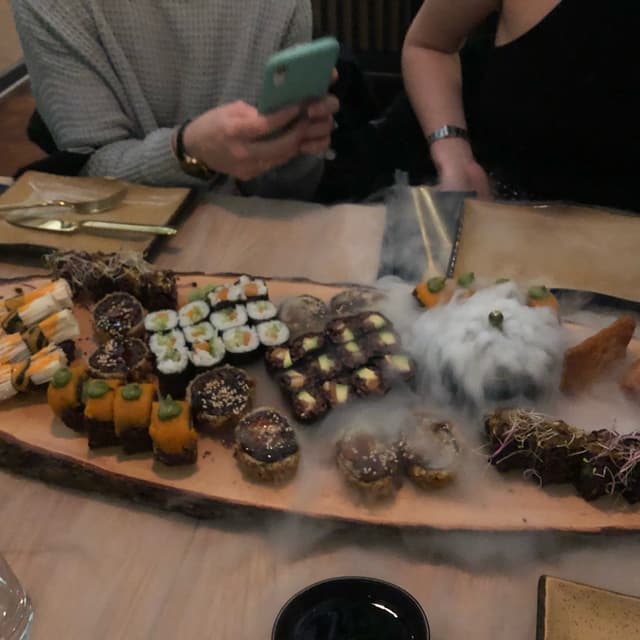 Photo du plat “GESELLIGES BEISAMMENSEIN”