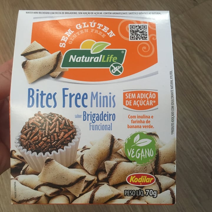 photo of NaturalLife Biscoito Sabor Brigadeiro shared by @vivegana on  21 Oct 2022 - review