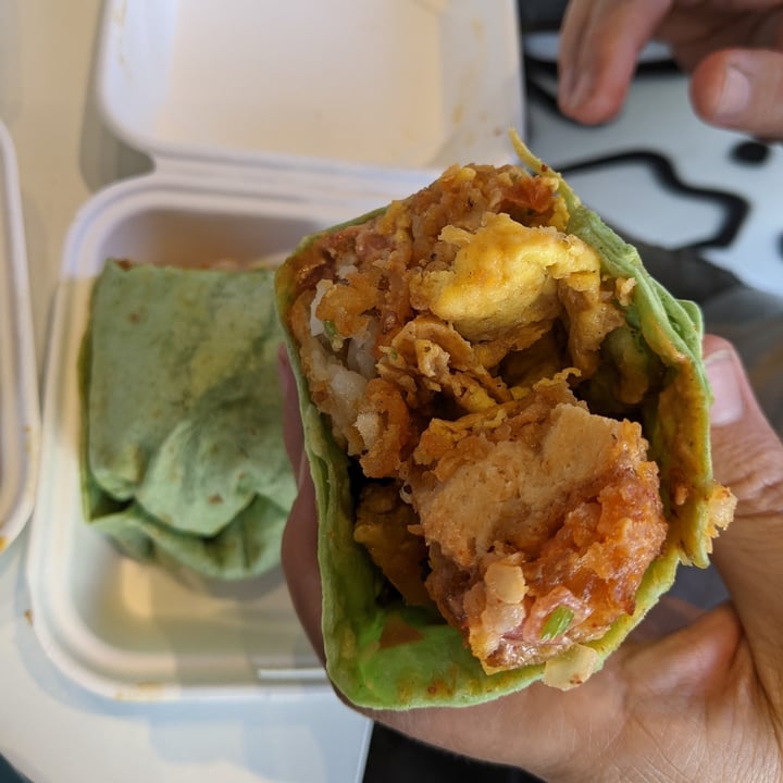 photo of Project Pollo Brunch Burrito shared by @caseyveganforlife on  03 Apr 2022 - review