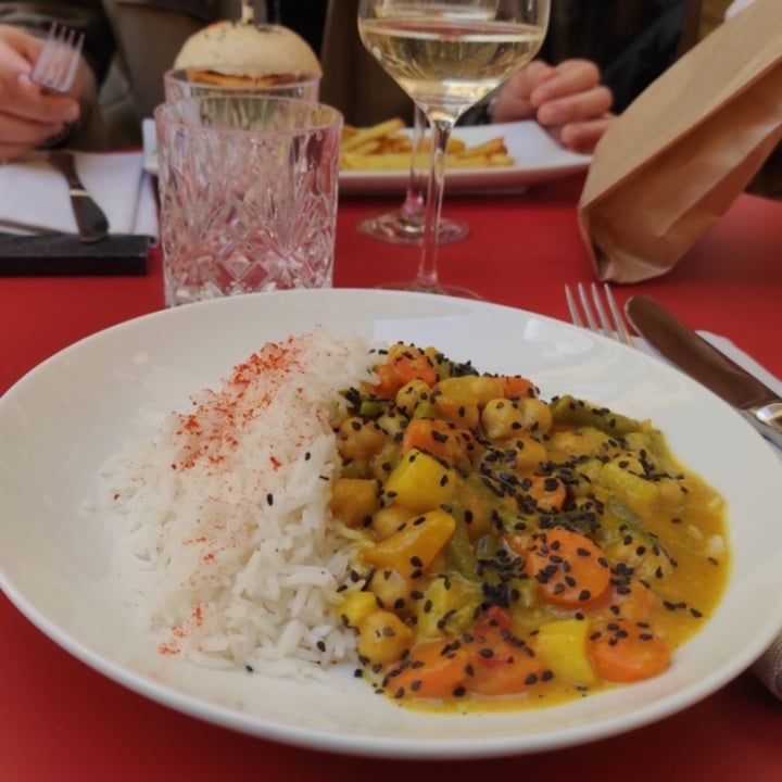 photo of Interno TRE Riso basmati con Verdure Al Curry shared by @desilviam on  13 Apr 2022 - review