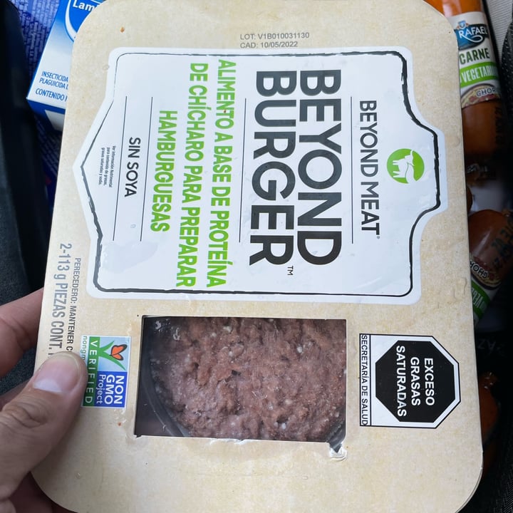 photo of Beyond Meat Beyond Burger Plant-Based Patties shared by @luismzambrano on  17 Oct 2021 - review