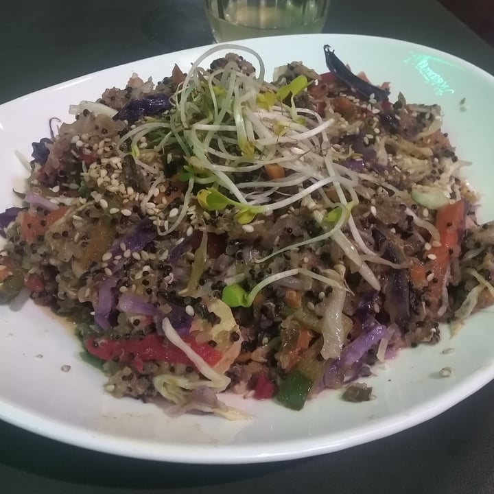 photo of Sattva Cazuela de arroz yamani con verduras al wok y tofu shared by @beluqra on  30 Aug 2022 - review