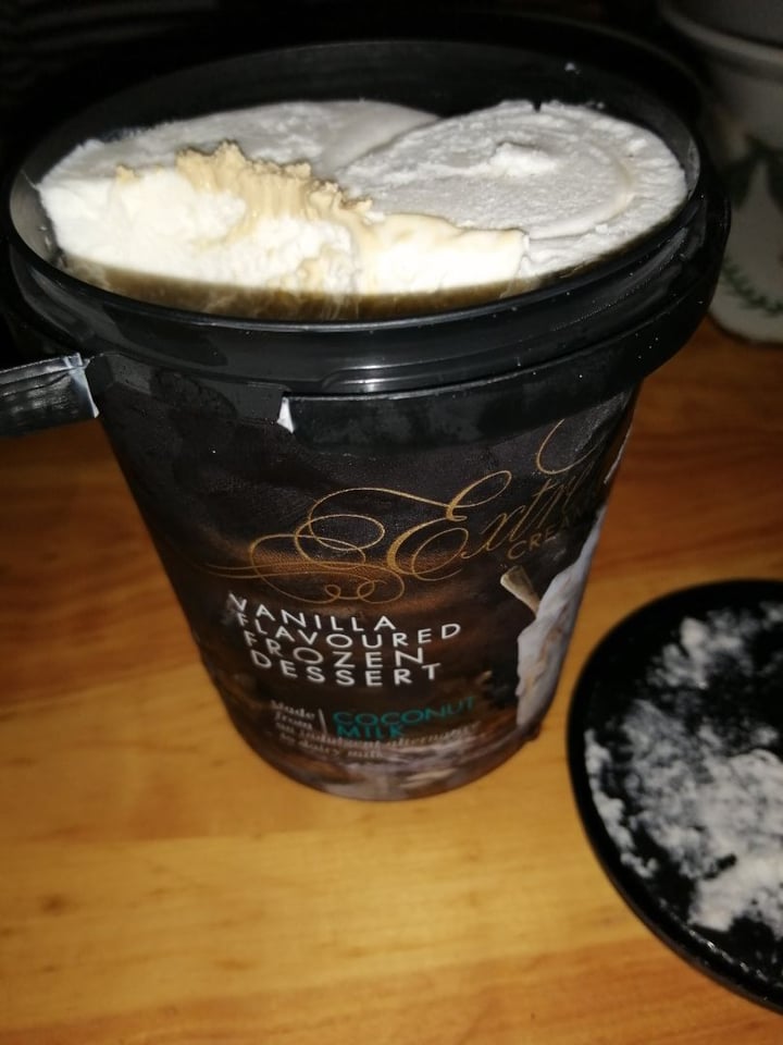 photo of Woolworths Food Vanilla Flavoured Frozen Dessert shared by @nickyv on  17 Oct 2019 - review