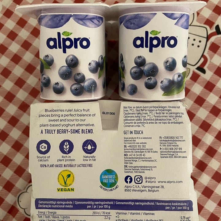 photo of Alpro 4× blueberry shared by @isaprevitalli on  25 Jun 2022 - review