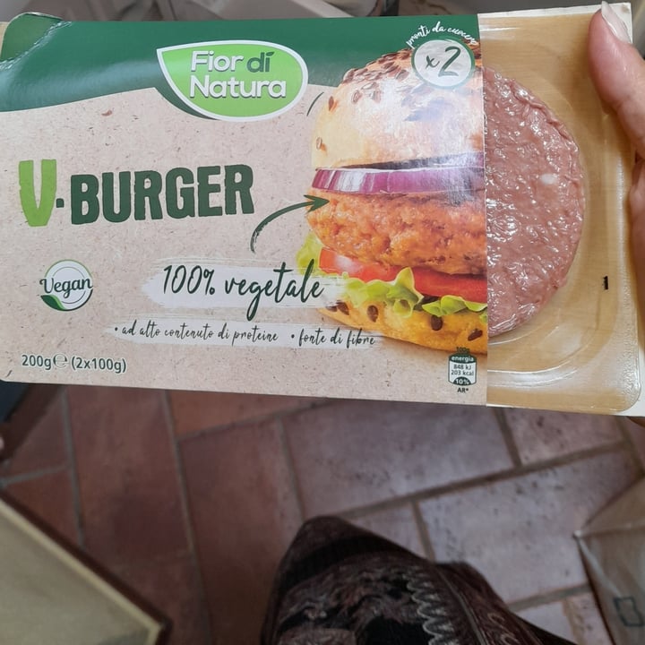 photo of Fior di Natura V-Burger shared by @kemmy on  30 Aug 2022 - review