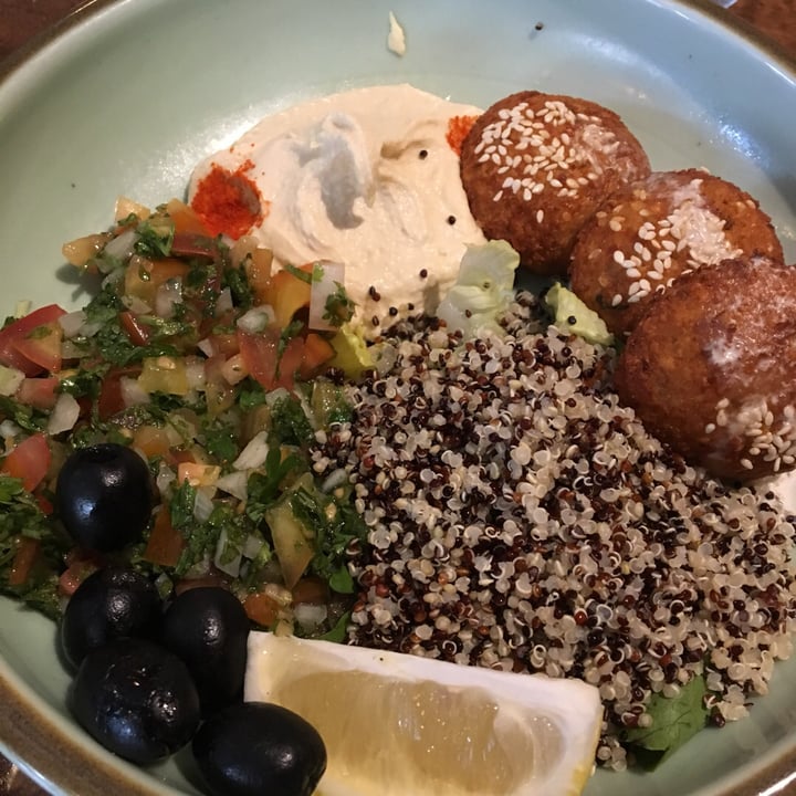 photo of Urban Bites Falafel Bowl shared by @herbimetal on  08 Jun 2019 - review