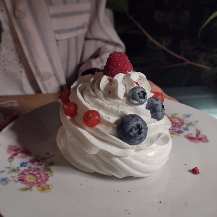 photo of Sementis pavlova shared by @eni on  14 Sep 2022 - review