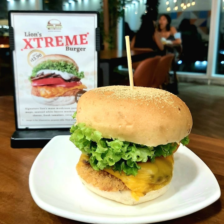 photo of nomVnom Bistro Lion's Xtreme Burger shared by @herbimetal on  06 Jan 2022 - review