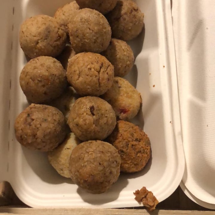 photo of Food Love Polpette shared by @daxvegan on  16 Nov 2022 - review