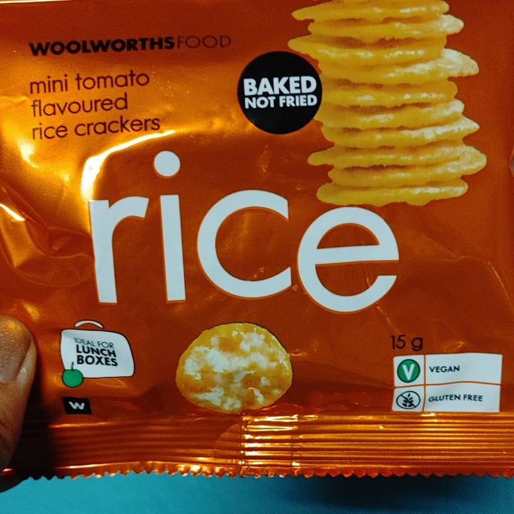 photo of Woolworths Mini tomatoe flavoured rice crackers shared by @candimcg on  15 Apr 2021 - review