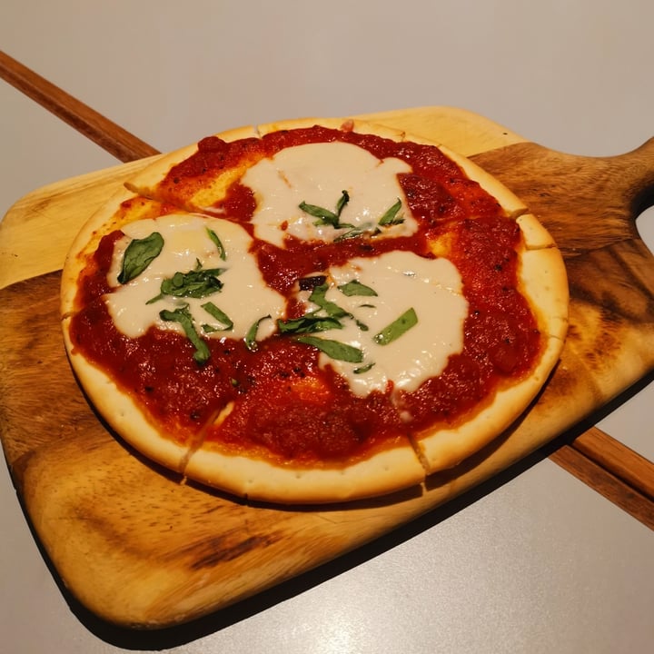 photo of Privé Paragon Kid's Pizza shared by @plantbasedasiasummit on  29 Oct 2021 - review