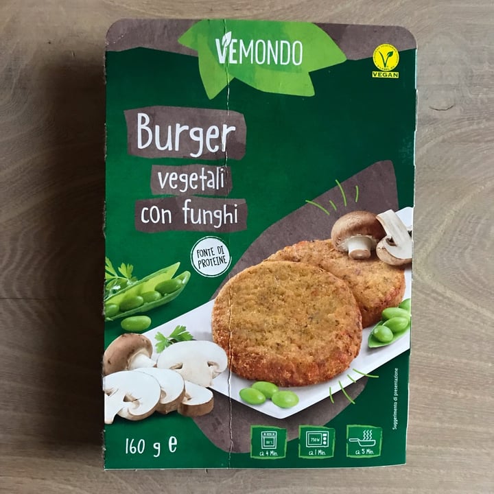 photo of Vemondo Burger Vegetali con Funghi shared by @ilesq on  29 Oct 2021 - review