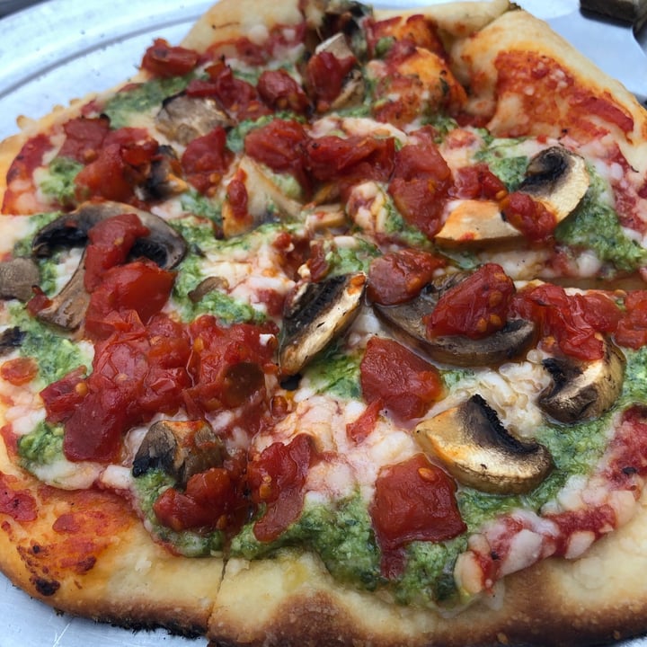 photo of Pablo's Pizza Pesto pizza shared by @badassvegangrrl on  14 Aug 2020 - review