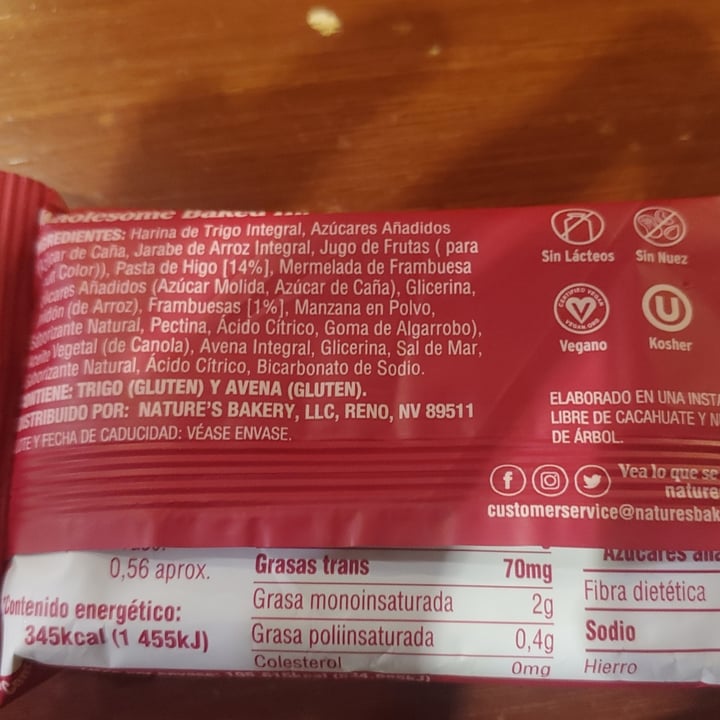 photo of Nature's Bakery raspberry fig bar shared by @vianney on  10 Dec 2022 - review