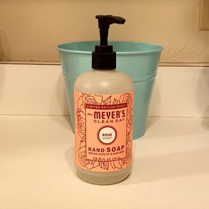 photo of Mrs. Meyer's Clean Day Rose Hand Soap shared by @sheenathevegan on  30 Aug 2021 - review