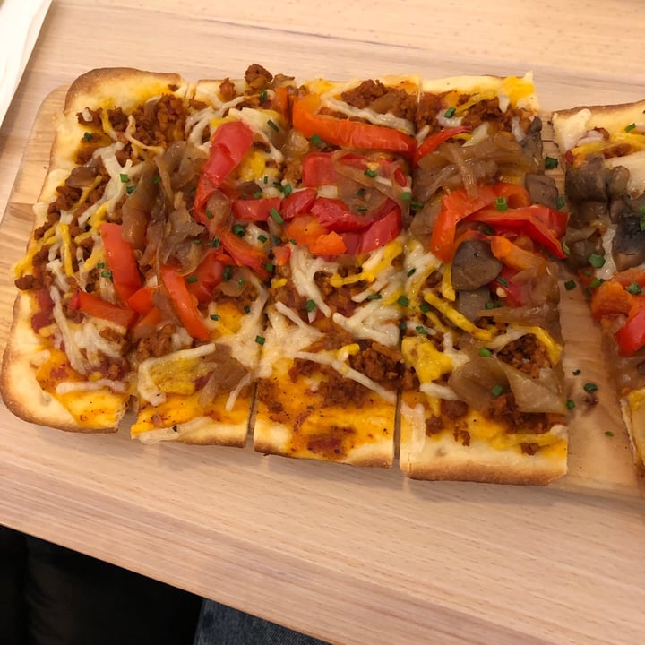 photo of Milkstand Vegan Flatbread shared by @angies on  18 Dec 2021 - review