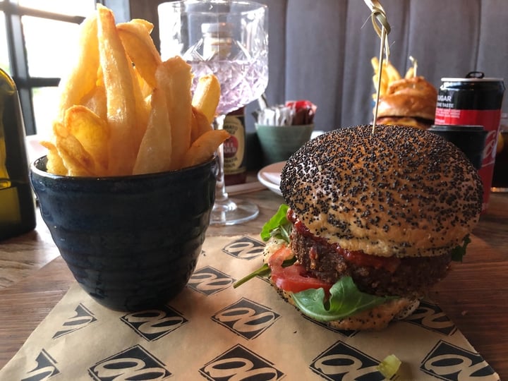 photo of Doppio Zero Above and Beyond Burger shared by @ashers5 on  27 Oct 2019 - review