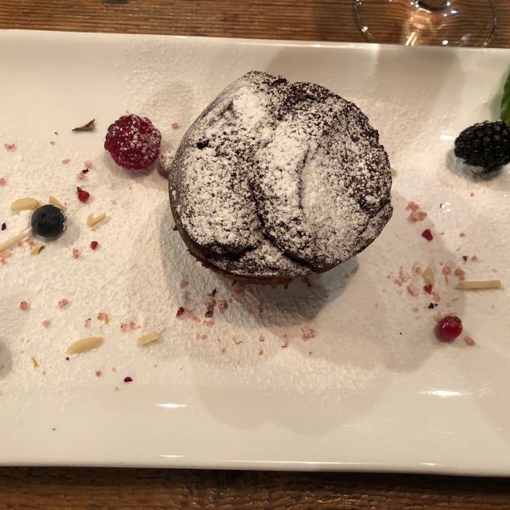 review photo of Ladin & El Tobià Tortino Al Cioccolato Vegano shared by @aryushka on 15 Apr 2022 - review
