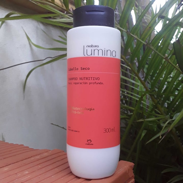 photo of Natura Lumina shampoo repador shared by @marialhera on  26 Sep 2021 - review