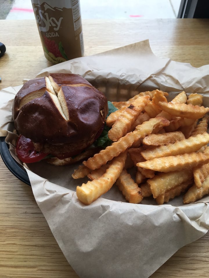 photo of J. Selby's Spicy Chickin’ Sandwich shared by @roostersrule on  22 Jun 2018 - review