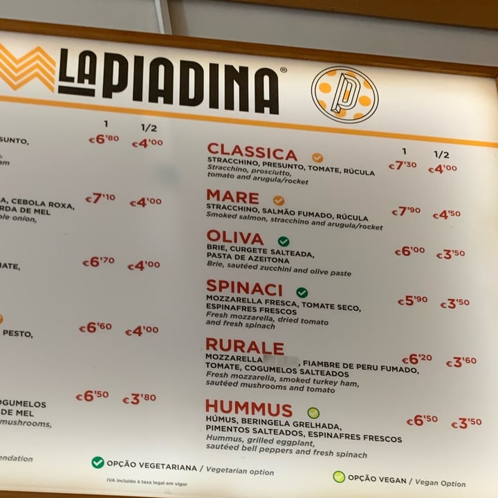 photo of La Piadina Piadina Hummus shared by @vegpledge on  05 Sep 2022 - review