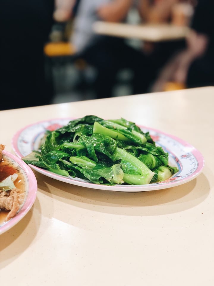 photo of Tanaka Vegetarian (田中素食） Stir-Fried Kai Lan (Chinese Kale) shared by @consciouscookieee on  31 Mar 2019 - review